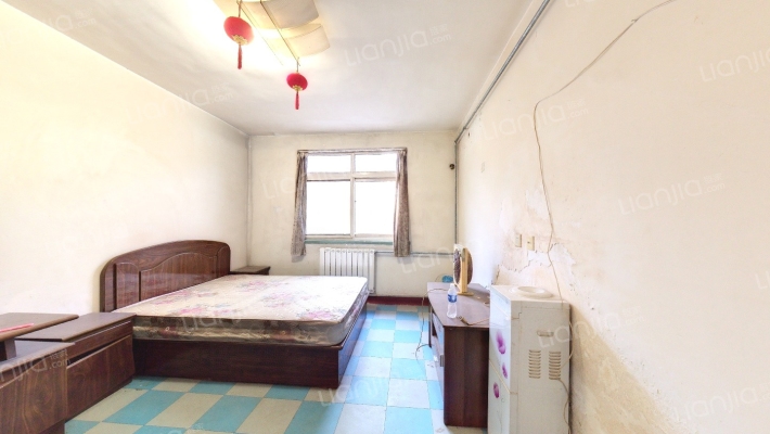 建机厂宿舍二手房实景图