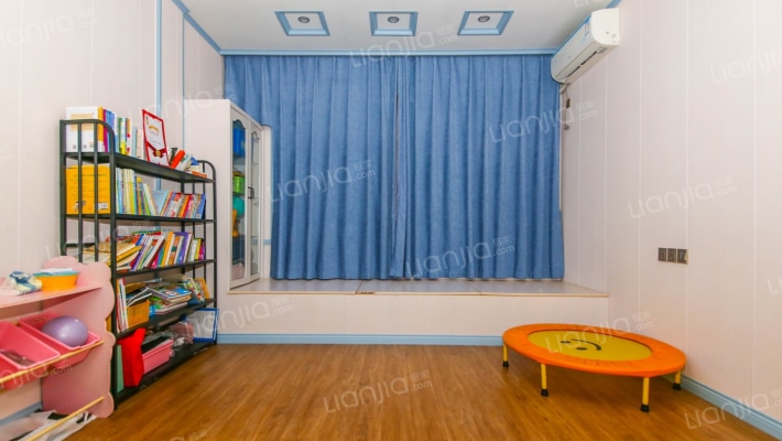 周夹农贸市场二手房实景图