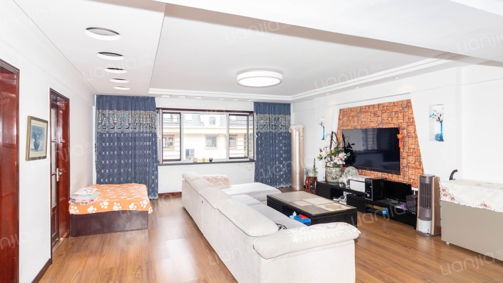 外贸冷冻厂楼二手房实景图