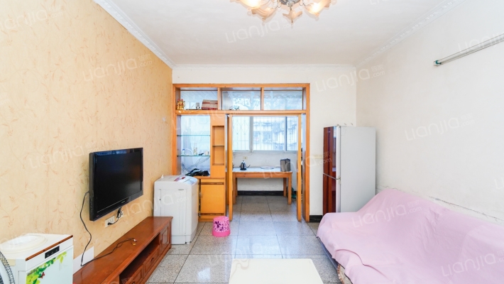 宁波路661号二手房实景图