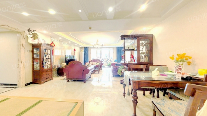 华澳中心二手房实景图