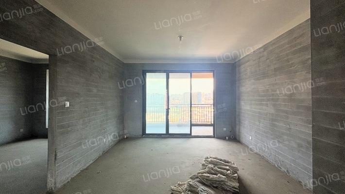 朗臻静苑二手房实景图