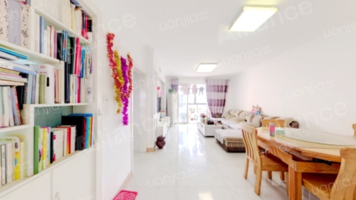 鼎泰公馆二手房实景图