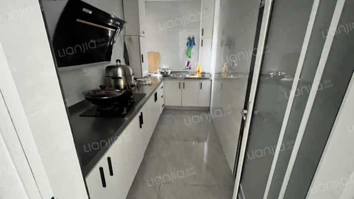 南北通透 一梯两户 好楼层采光视野好-厨房