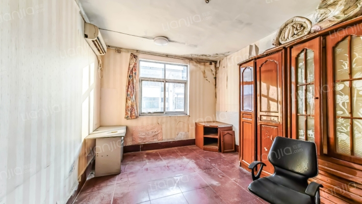 税务局宿舍二手房实景图