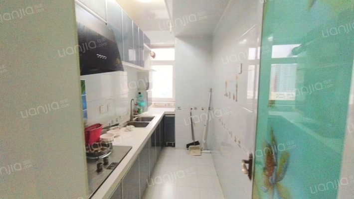 范阳主路 金竹花园 75平南向正规精装一居急售-厨房