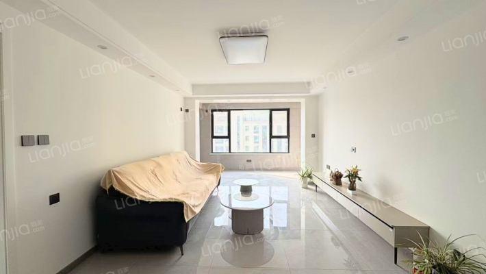 全明格局 户型方正 一梯两户 集中供暖 采光无遮挡-客厅