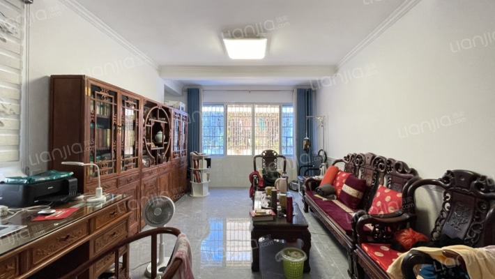 海智花园二手房实景图