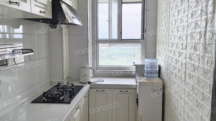 水岸花城，好房源，环境好，交通便利。-厨房