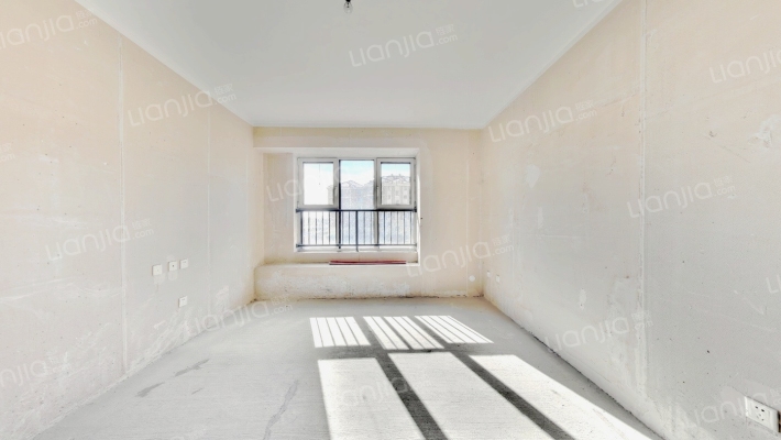 南湖中央广场悦府二手房实景图