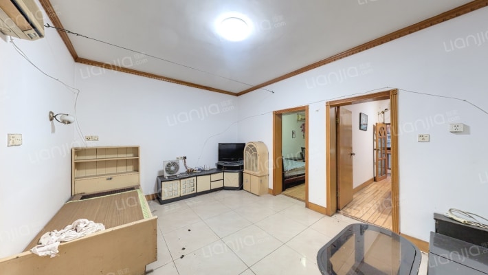 凤凰台72号二手房实景图