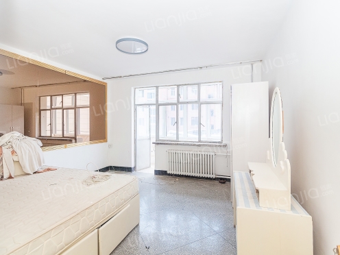 整租·南新街居委会 3室1厅 南/北