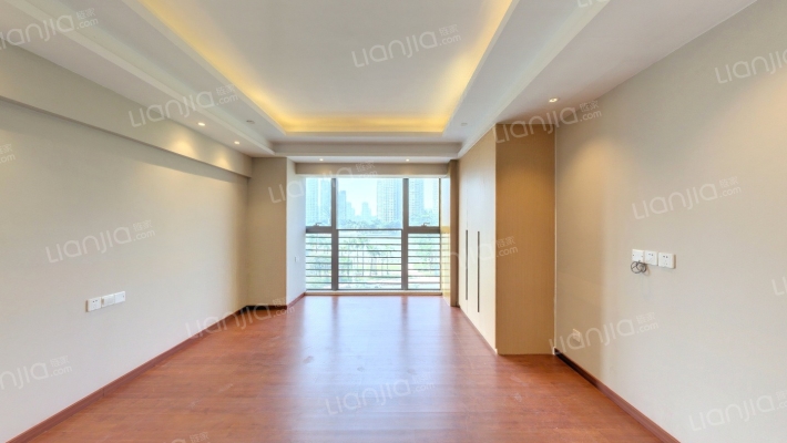 伯瑞湾二手房实景图