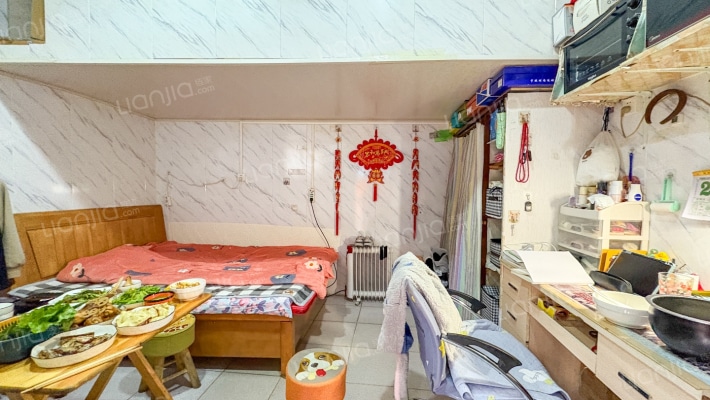 三纬路二手房实景图