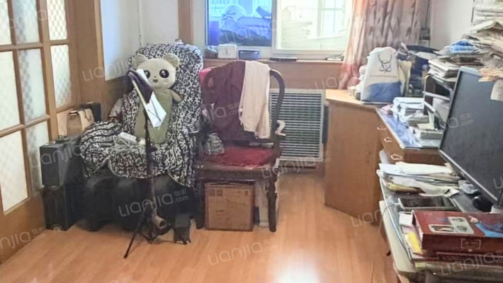 开发区平层   没有浪费面积 2层 价格可谈-卧室C