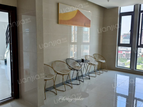 整租·海天腾逸广场 2室1厅 东南