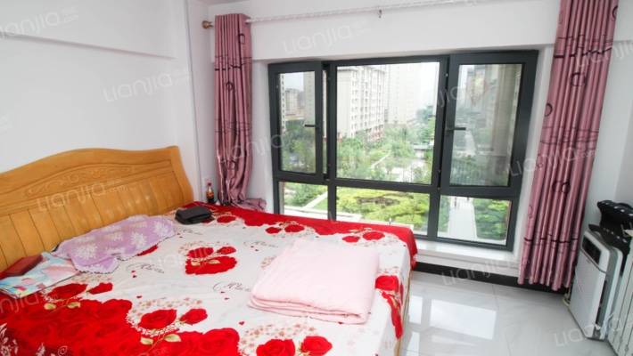 青城公寓 房子精装修可以商用可以居住 挑高高-卧室B