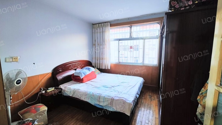 大众小区二手房实景图