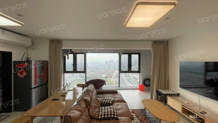 汽车城丽晶湾二手房实景图