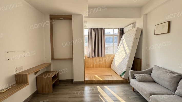 宝兴路二手房实景图