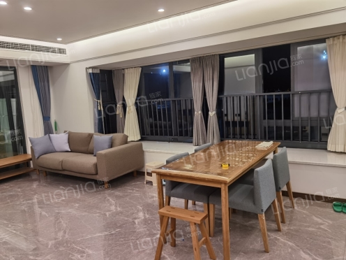 整租·万科500里 4室2厅 南/西南