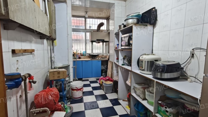 通透大四居，一楼无遮挡，范阳中路南-厨房