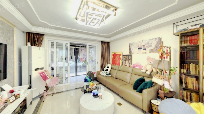 中星海上名庭(一期)二手房实景图