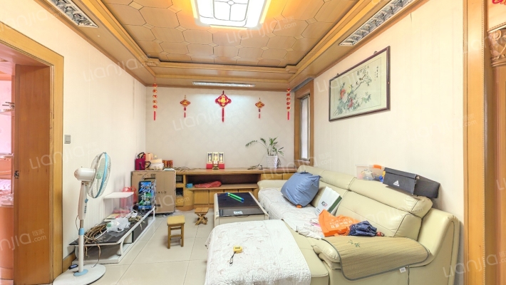 景范小区二手房实景图