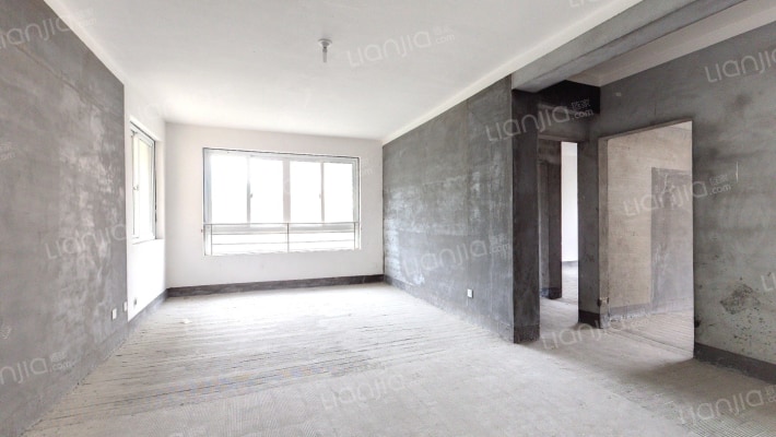 蝶翠华庭二手房实景图