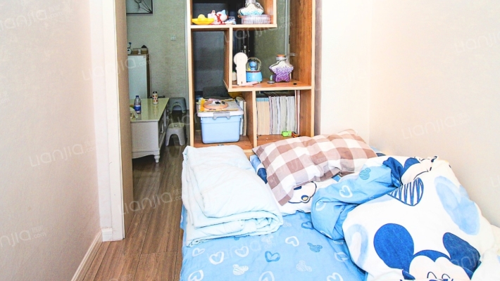 林溪谷标准1室 单独客厅，单独卧室精装修有证看房方便-卧室B