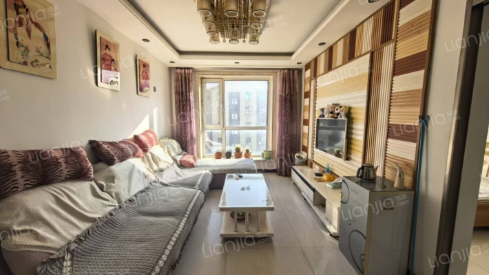 上城雅居二手房实景图