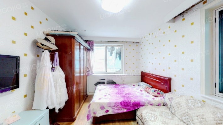 新月街二手房实景图