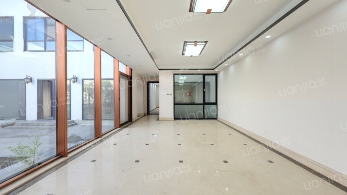 庐师山庄二手房实景图