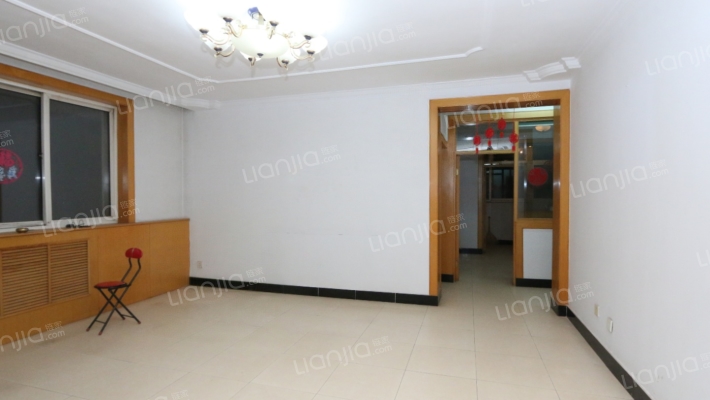 长春路15号院二手房实景图