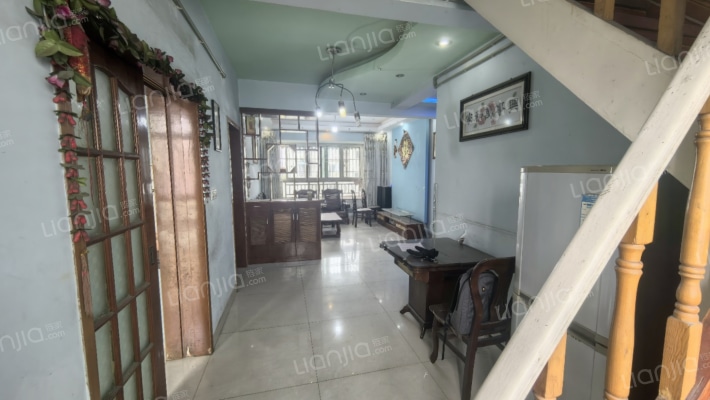 樱花阳光二手房实景图