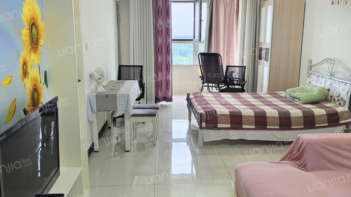 水岸花城，好房源，环境好，交通便利。-客厅