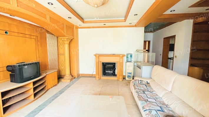 翠湖南路8号二手房实景图