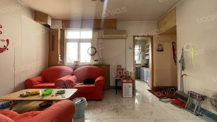 此房本满五，税费低，南北通透，采光好-客厅B