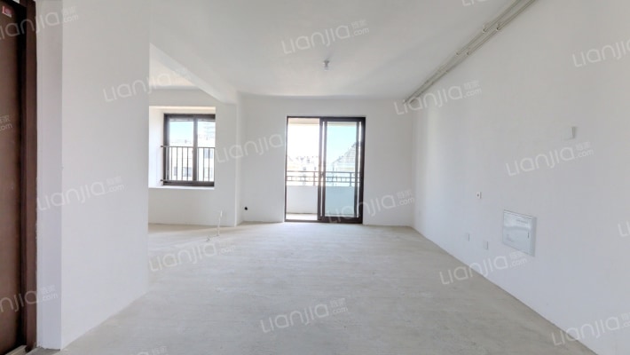 海创世袭庄园二手房实景图