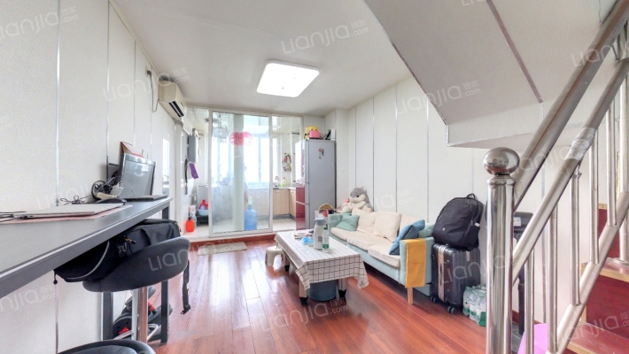 锦西国际二手房实景图