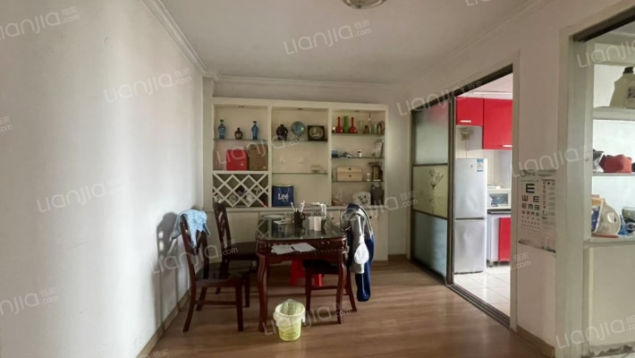 物探局  广安B区   5-6层  阁楼-餐厅