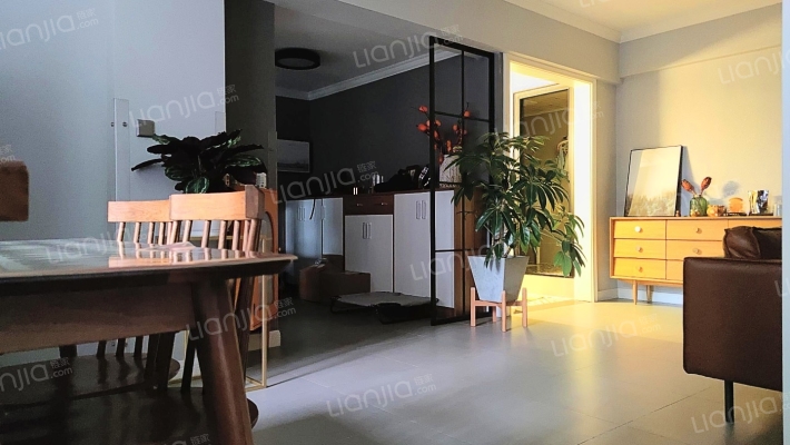 临江路67号二手房实景图