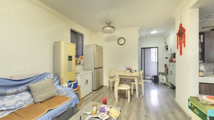 佘北家园明泰苑二手房实景图