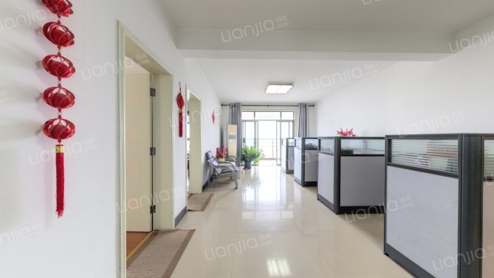 璟泰赢家广场二手房实景图