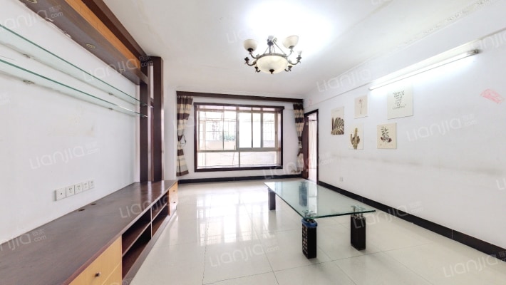 金亿皮具城二手房实景图