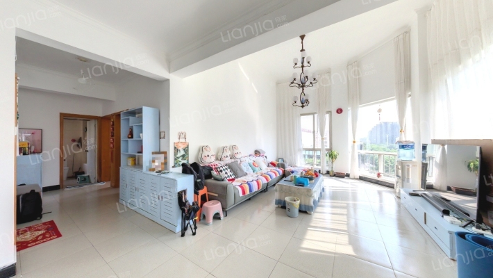 美伦花乡二手房实景图