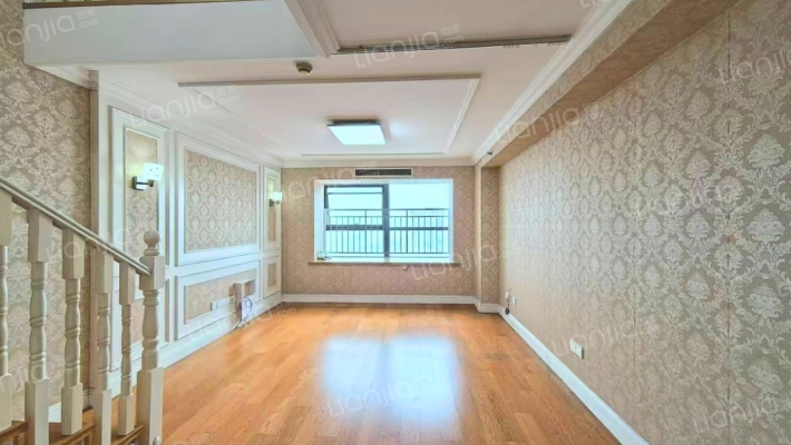 莱茵铂郡二手房实景图