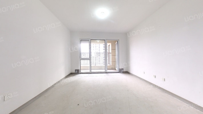 绿地华彤苑二手房实景图