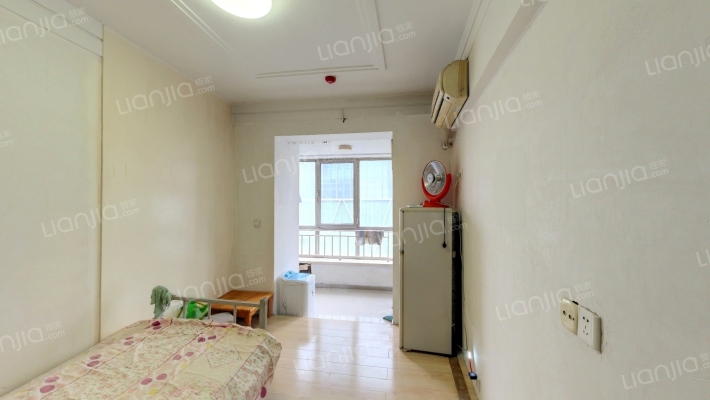 希尔斯联邦公寓二手房实景图