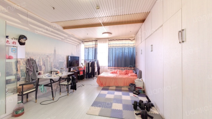 良玖国际二手房实景图